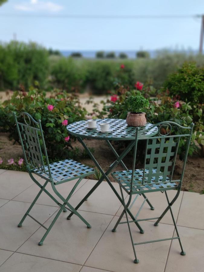 Olive Tree Cottage 2 Néa Péramos Екстериор снимка
